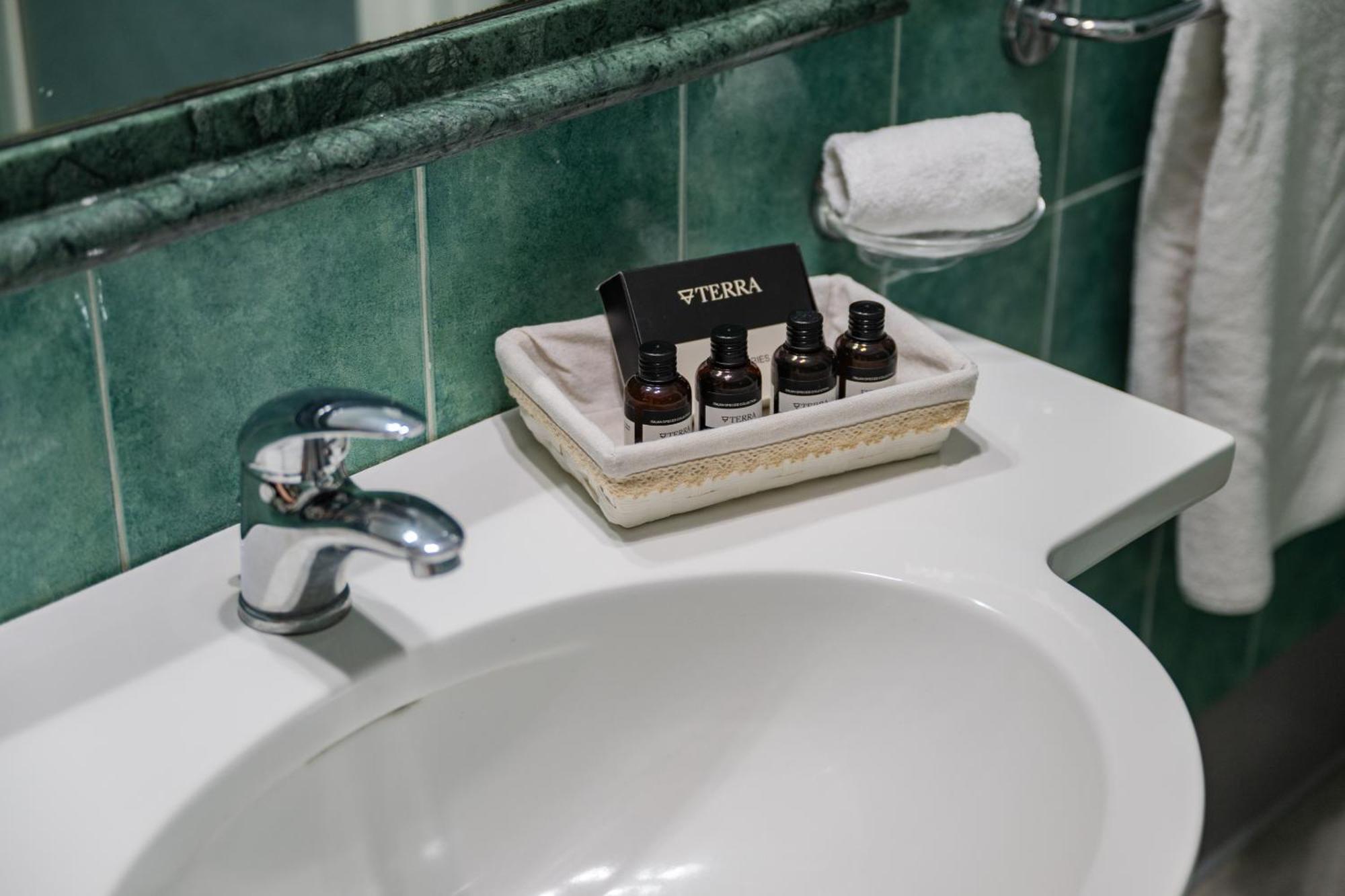 Bed and Breakfast Casa Pertosa Таормина Номер фото