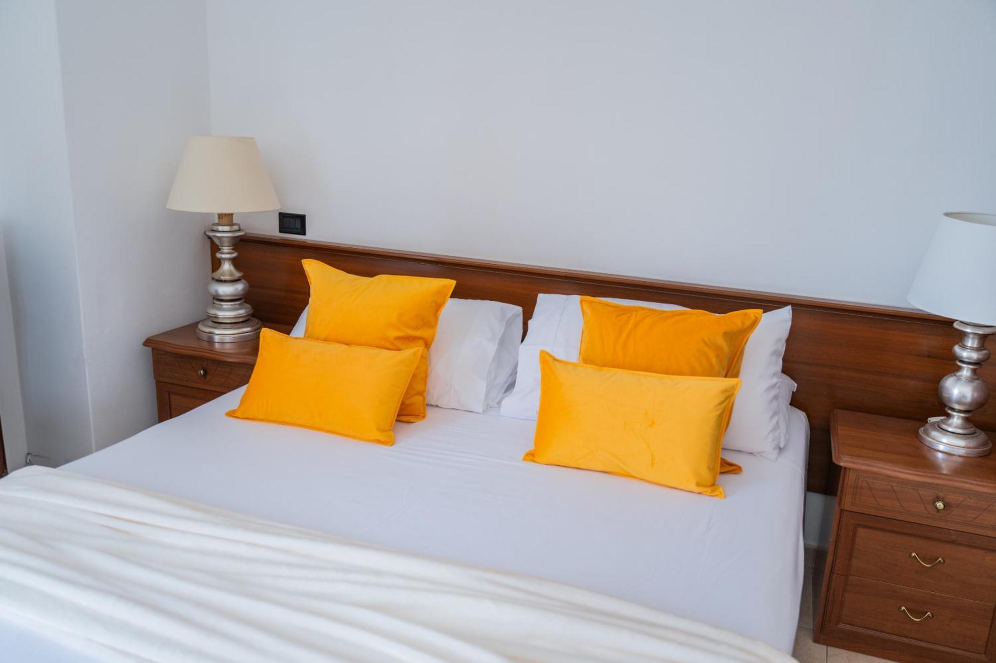 Bed and Breakfast Casa Pertosa Таормина Номер фото