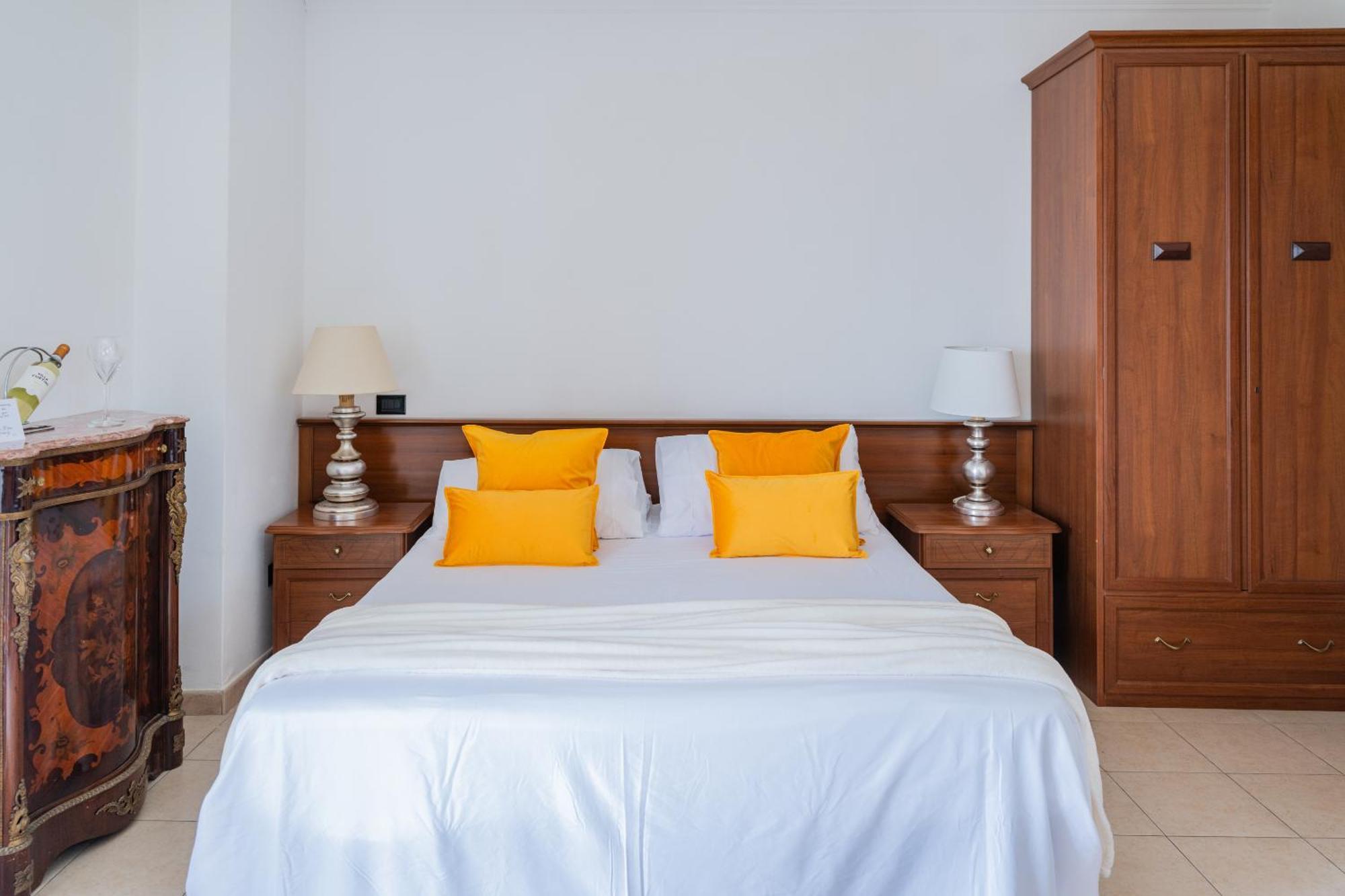 Bed and Breakfast Casa Pertosa Таормина Экстерьер фото