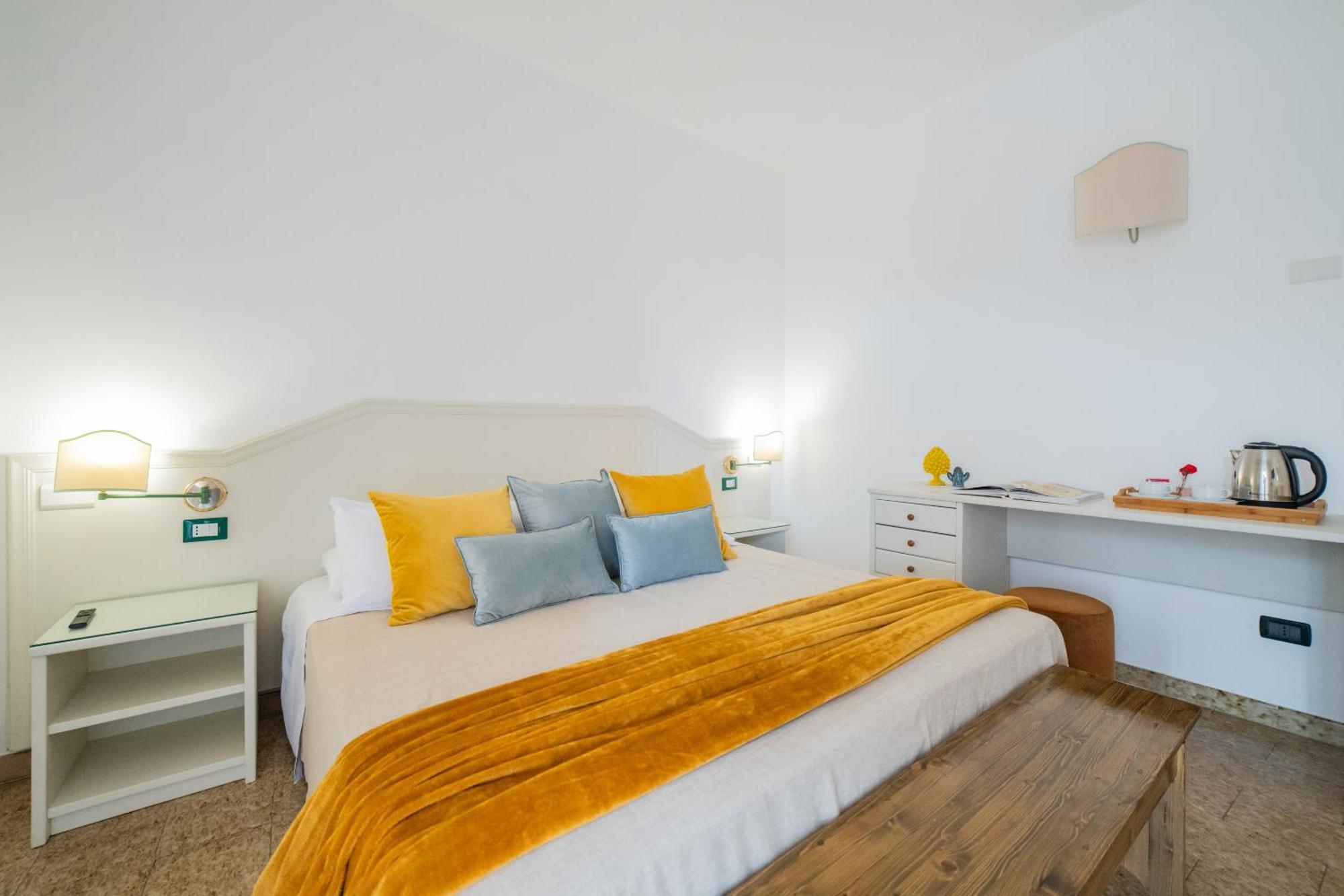Bed and Breakfast Casa Pertosa Таормина Экстерьер фото